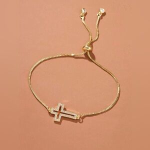 Gold plated Rhinestone Cross Bracelet.